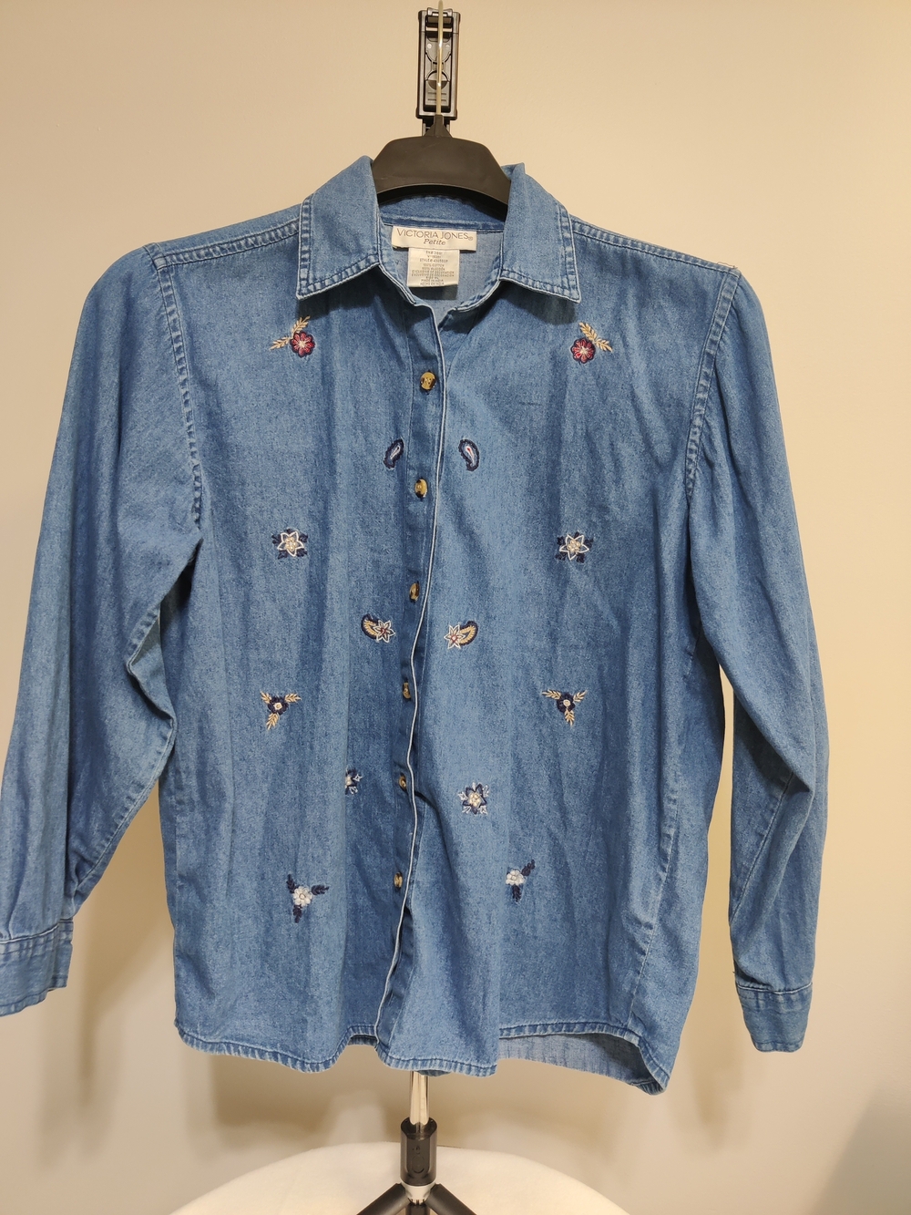 Victoria Jones Woman Light Blue Embroidered Denim Jacket